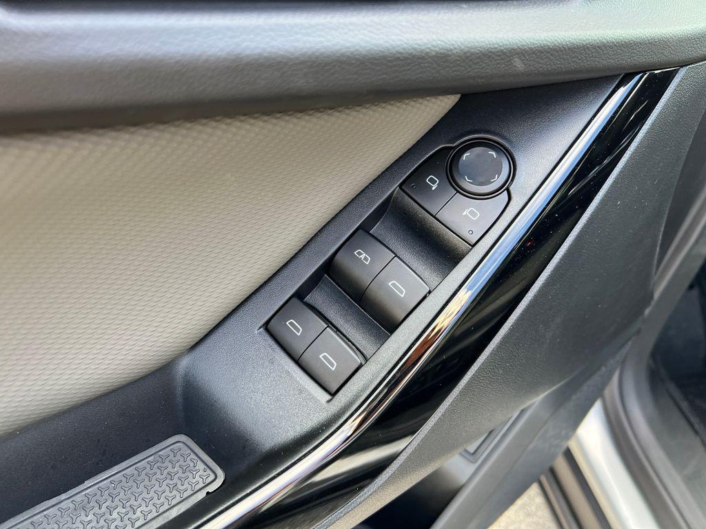 new 2026 Chevrolet Equinox car, priced at $35,415