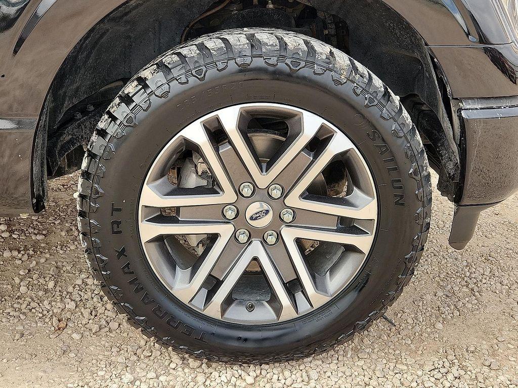 used 2022 Ford F-150 car, priced at $25,998