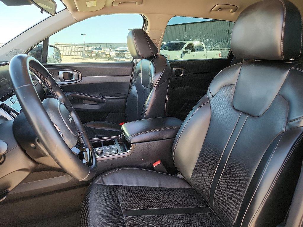 used 2022 Kia Sorento car, priced at $22,998