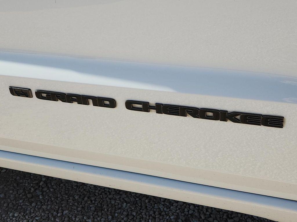 used 2021 Jeep Grand Cherokee car, priced at $23,998