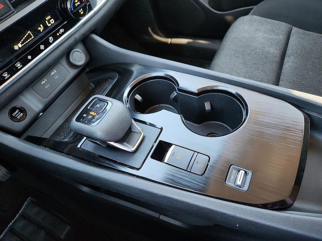 used 2024 Nissan Rogue car, priced at $18,998