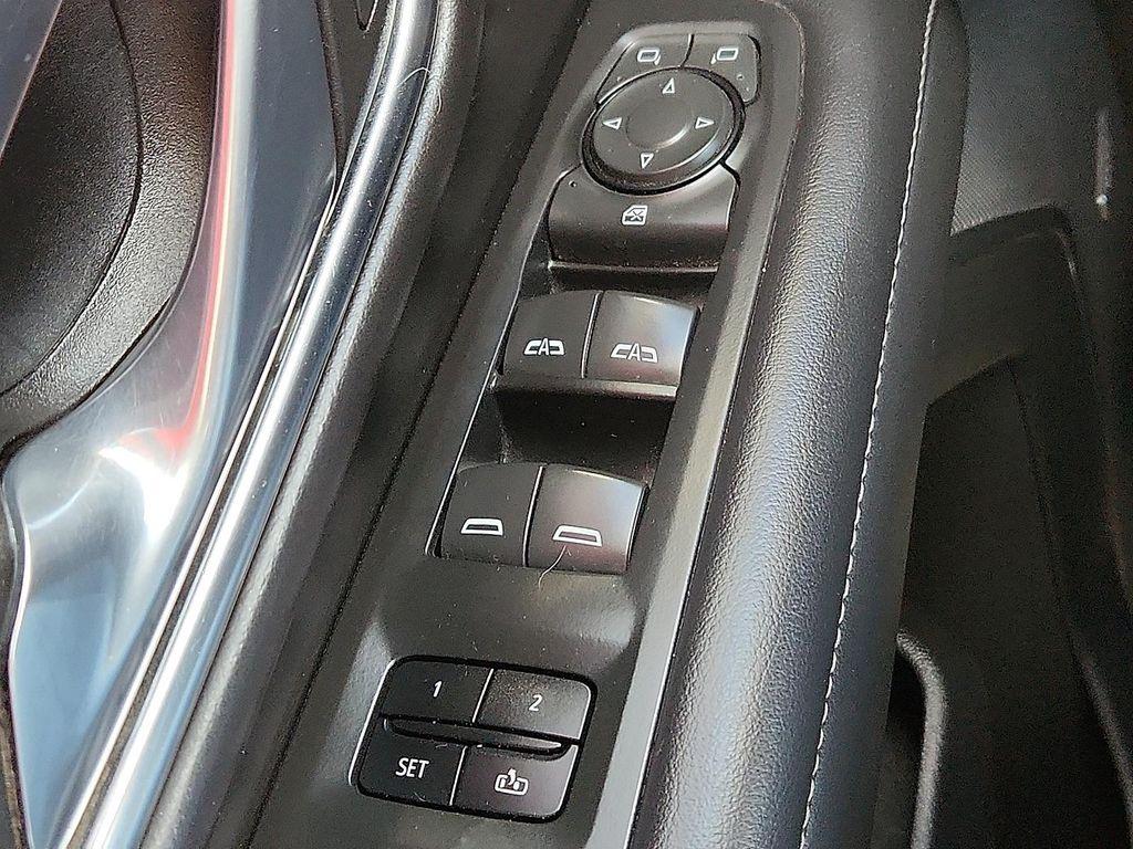 used 2023 Chevrolet Suburban car, priced at $58,998