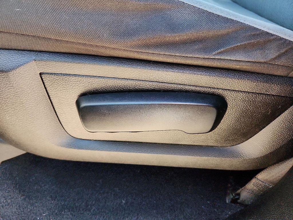 used 2021 Ram 1500 Classic car, priced at $23,998