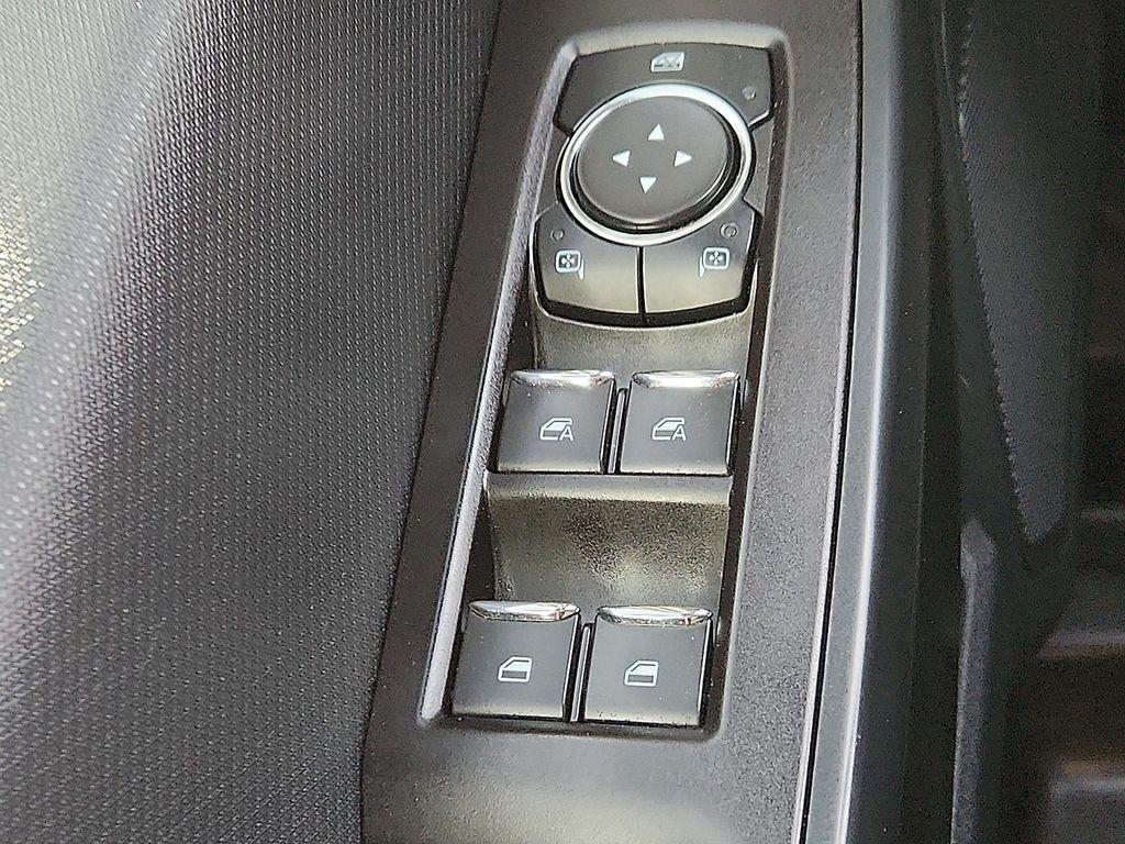 used 2021 Ford F-150 car, priced at $33,998