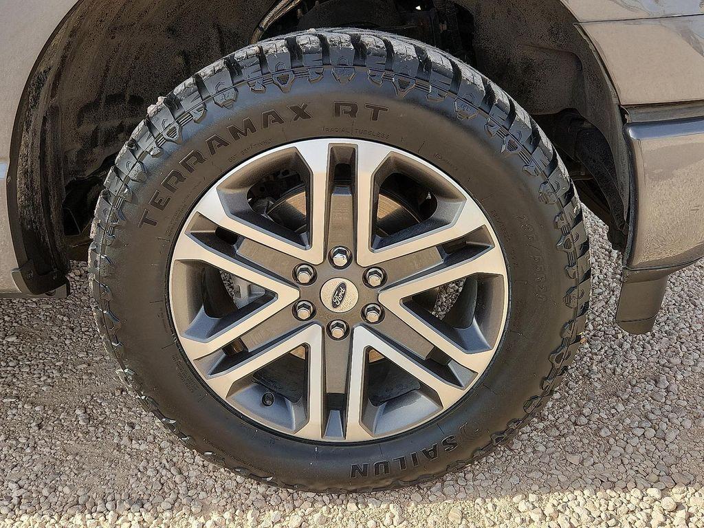 used 2021 Ford F-150 car, priced at $33,998