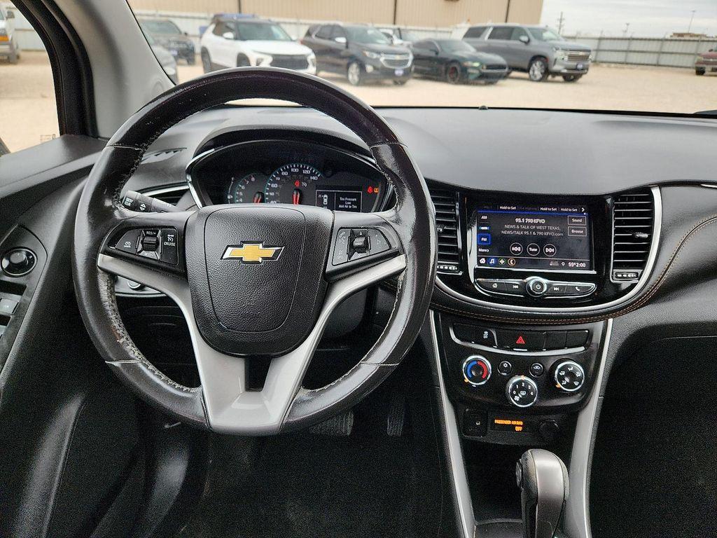 used 2022 Chevrolet Trax car, priced at $18,998