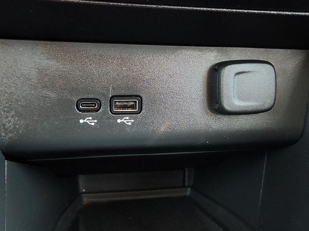 used 2024 Buick Encore GX car, priced at $23,998