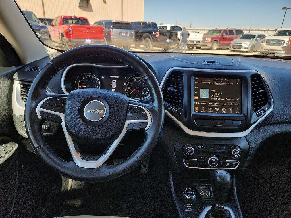 used 2015 Jeep Cherokee car, priced at $15,998