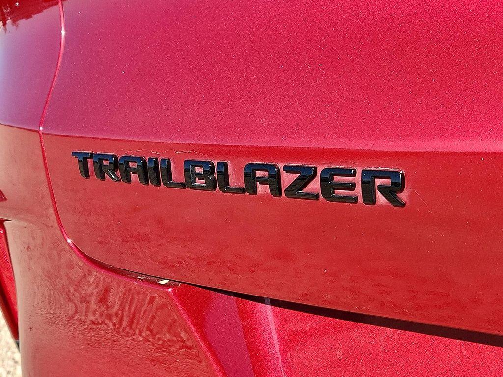 used 2021 Chevrolet TrailBlazer car, priced at $18,998