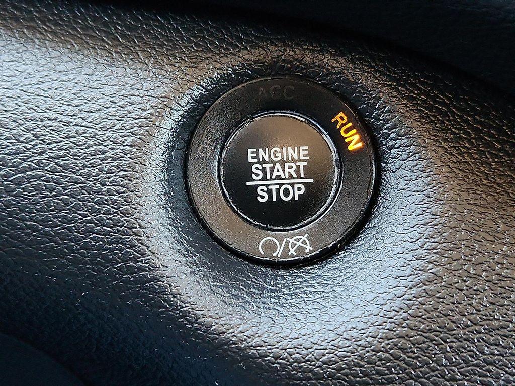 used 2020 Jeep Cherokee car, priced at $18,998