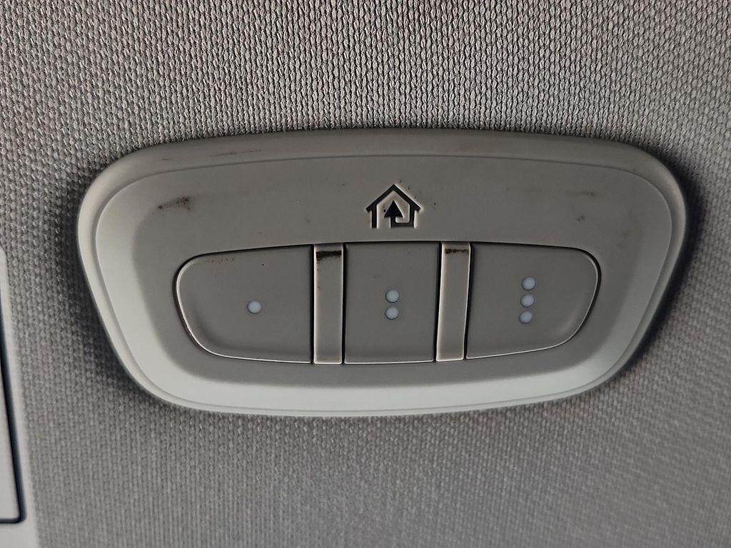 used 2020 Jeep Cherokee car, priced at $18,998