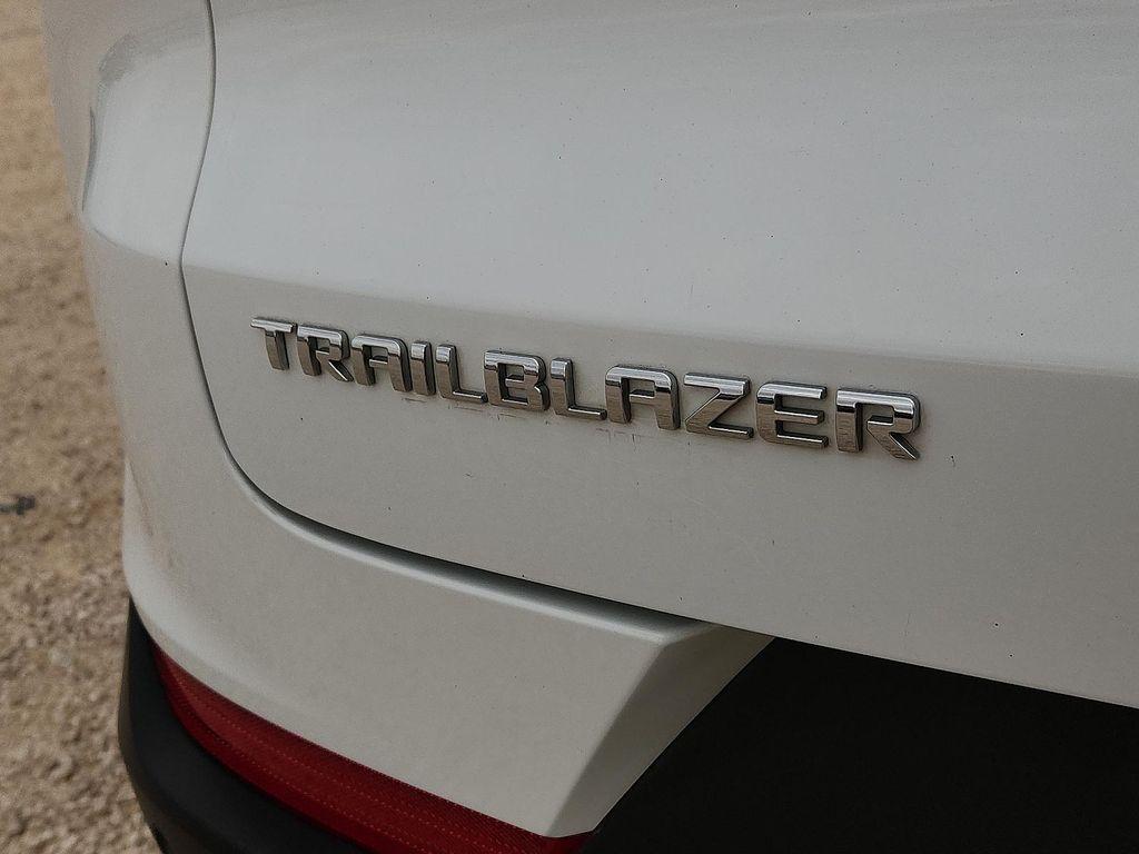 used 2024 Chevrolet TrailBlazer car, priced at $21,998