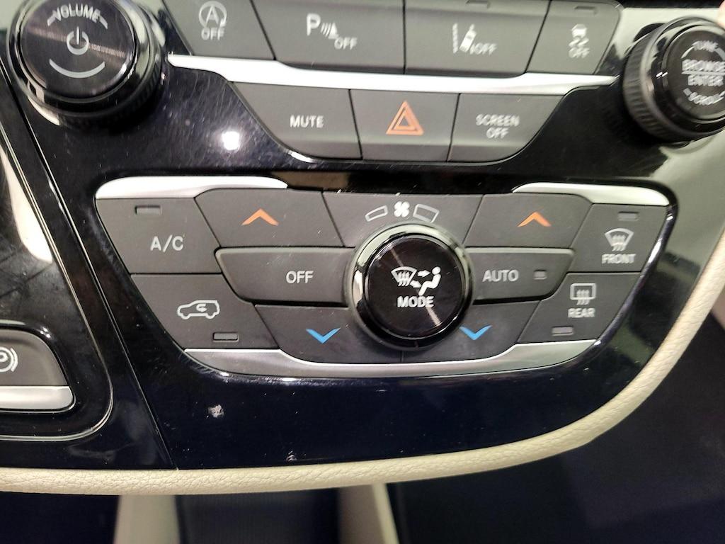 used 2021 Chrysler Pacifica car, priced at $23,998