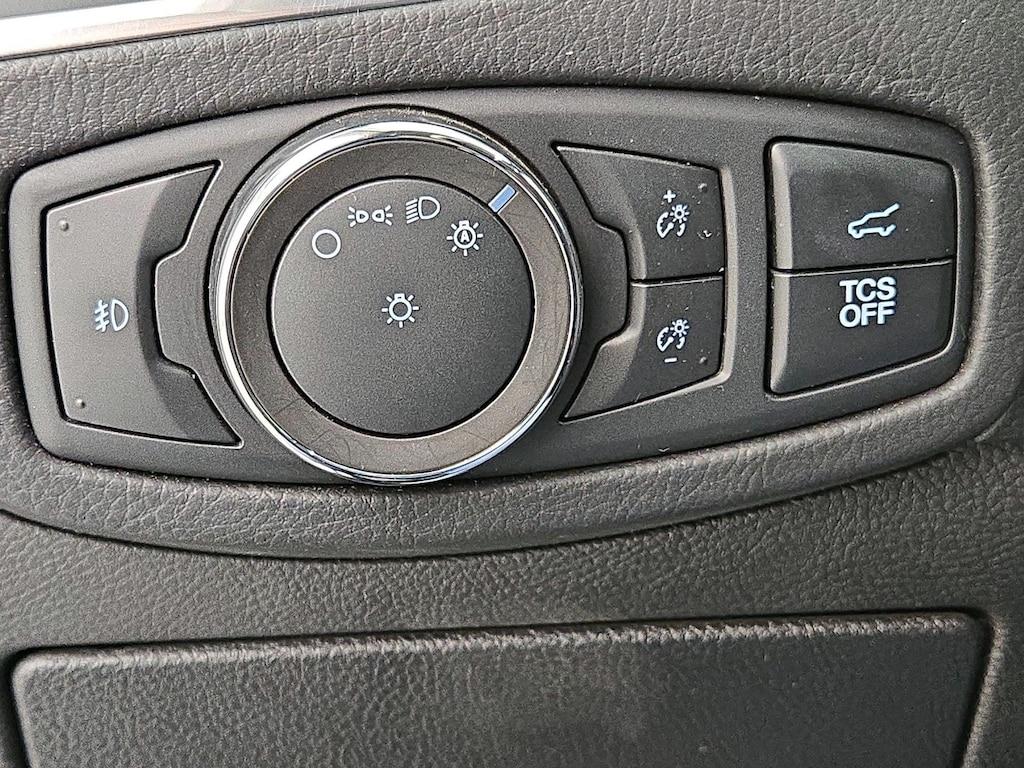 used 2022 Ford Edge car, priced at $22,998