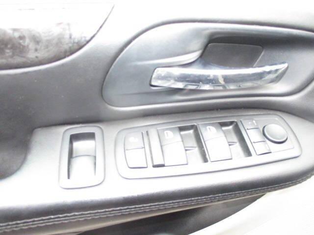 used 2014 Dodge Grand Caravan car, priced at $12,995