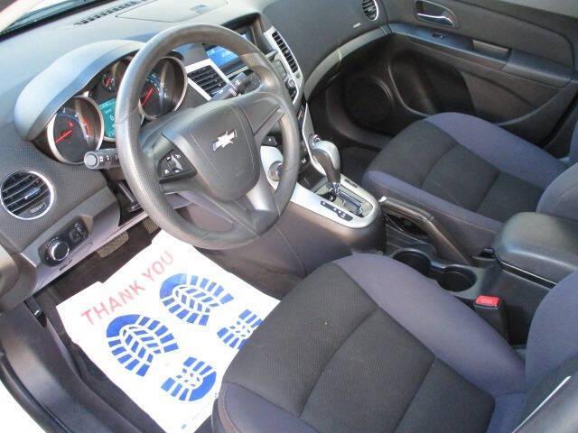 used 2014 Chevrolet Cruze car, priced at $8,995