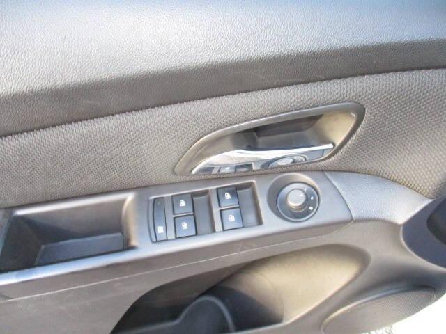 used 2014 Chevrolet Cruze car, priced at $8,995