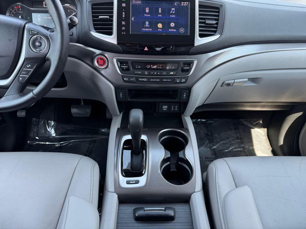 used 2016 Honda Pilot car, priced at $15,987