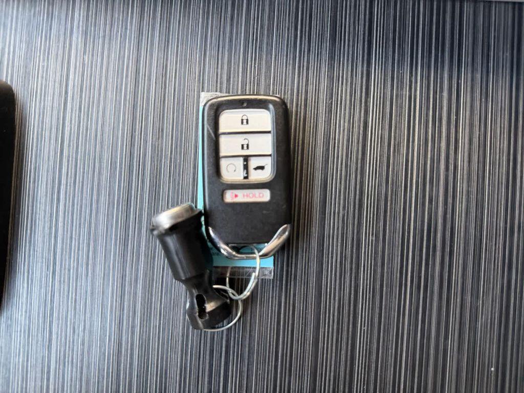 used 2016 Honda Pilot car, priced at $15,987
