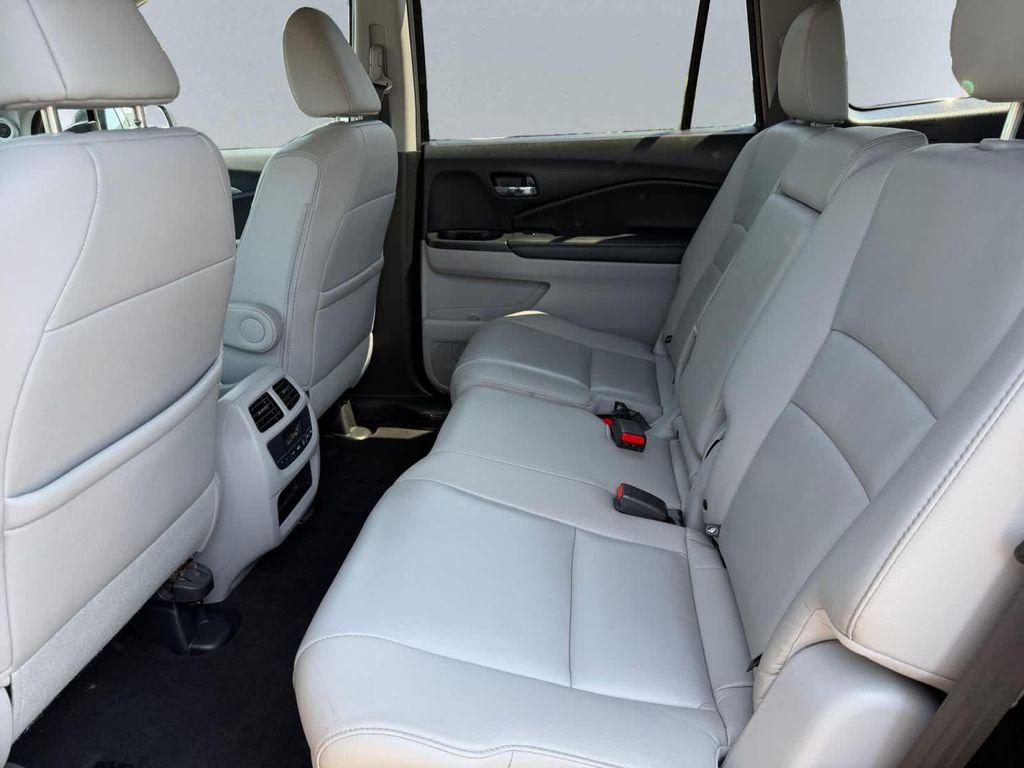 used 2016 Honda Pilot car, priced at $15,987
