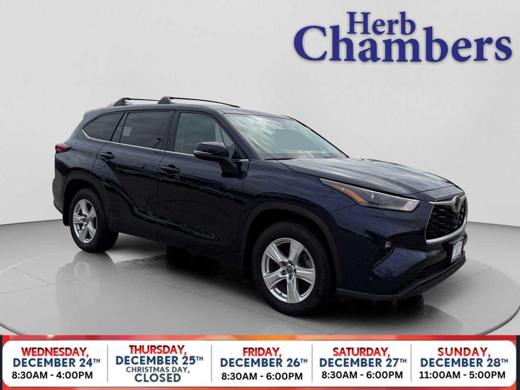 used 2022 Toyota Highlander car, priced at $24,868
