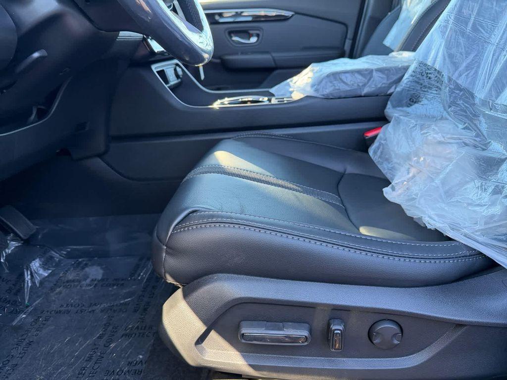 new 2025 Honda Pilot car, priced at $53,450