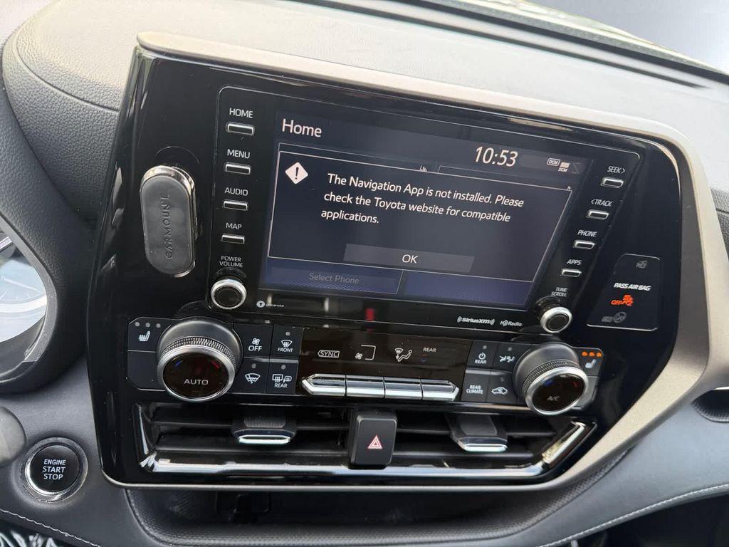 used 2022 Toyota Highlander car, priced at $28,367