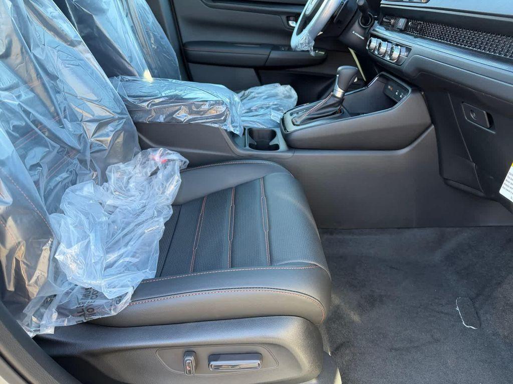 new 2026 Honda CR-V Hybrid car, priced at $41,675