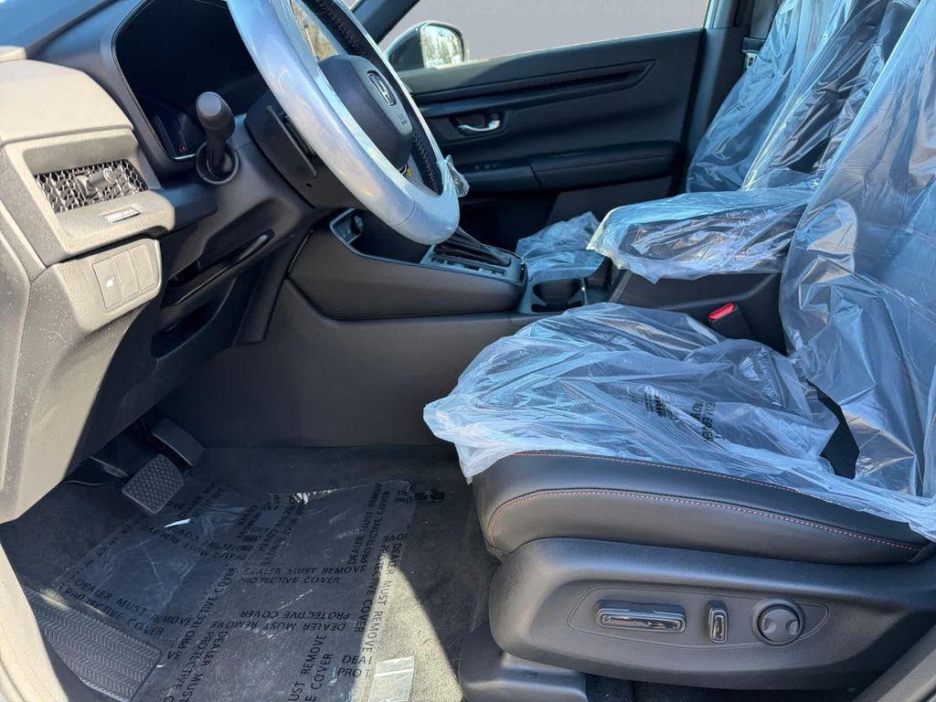 new 2026 Honda CR-V Hybrid car, priced at $41,675