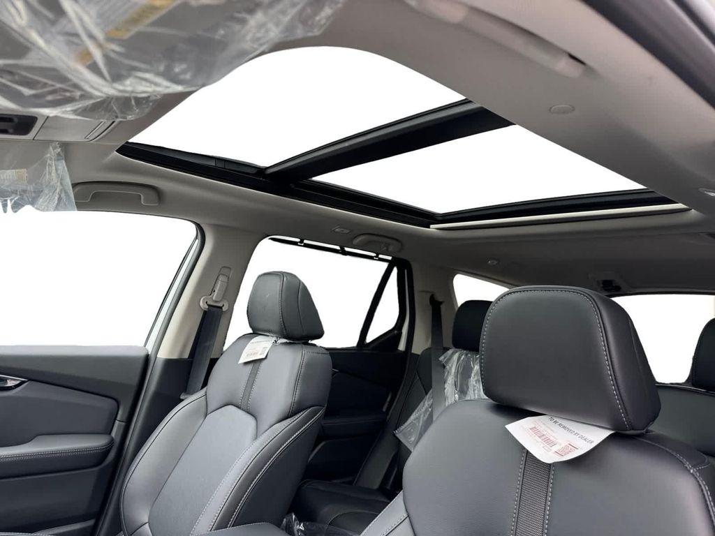 new 2025 Honda Pilot car, priced at $51,550