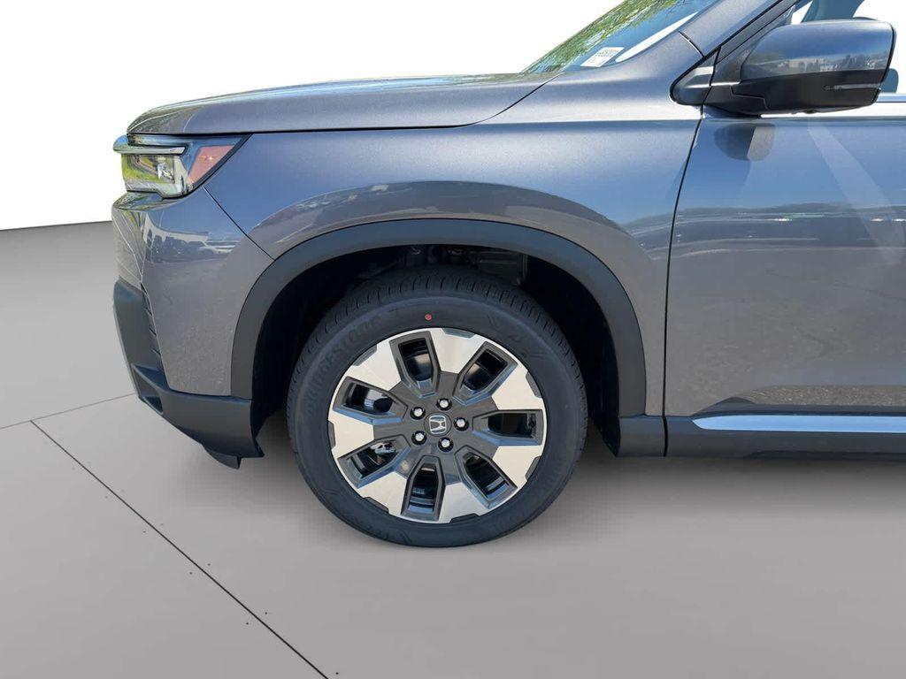 new 2026 Honda Pilot car, priced at $52,590