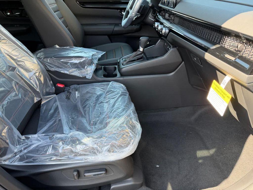 new 2026 Honda CR-V Hybrid car, priced at $44,000