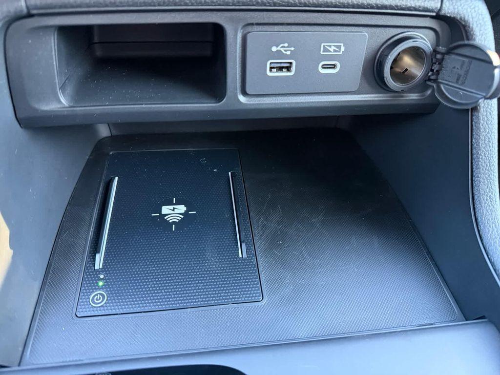 new 2025 Honda Pilot car, priced at $51,550