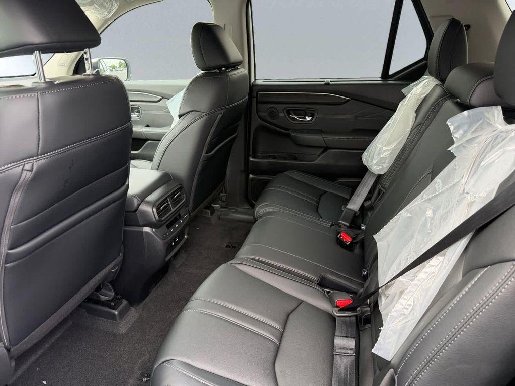 new 2026 Honda Pilot car, priced at $53,245