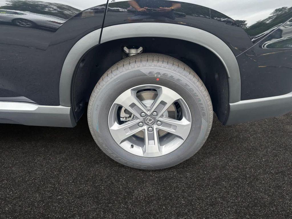 new 2025 Honda Pilot car, priced at $47,095