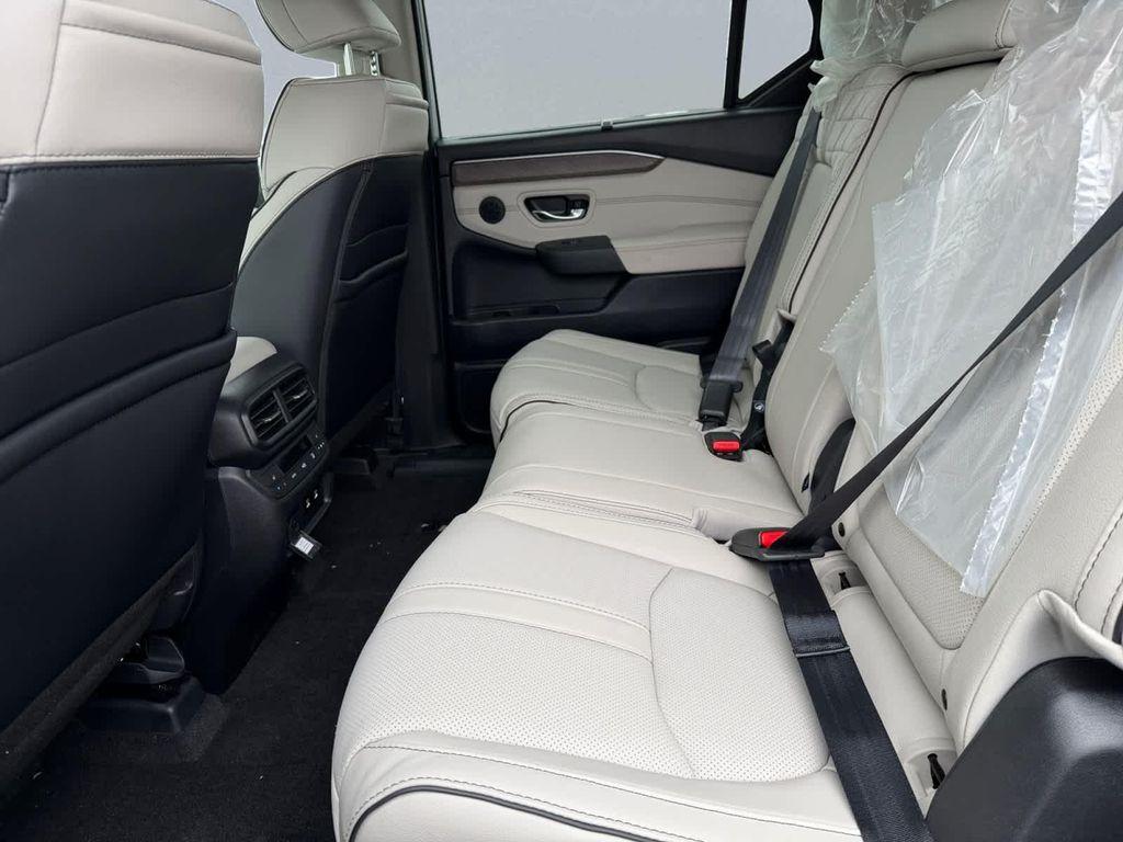 new 2026 Honda Pilot car, priced at $54,990