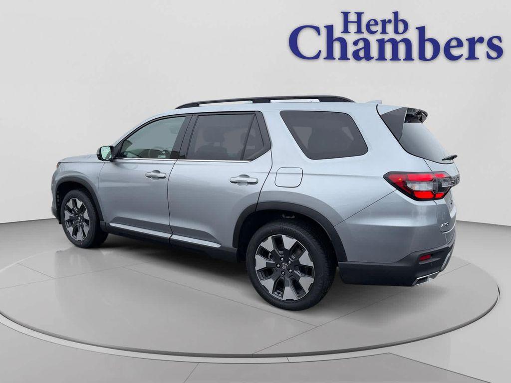 new 2026 Honda Pilot car, priced at $54,990