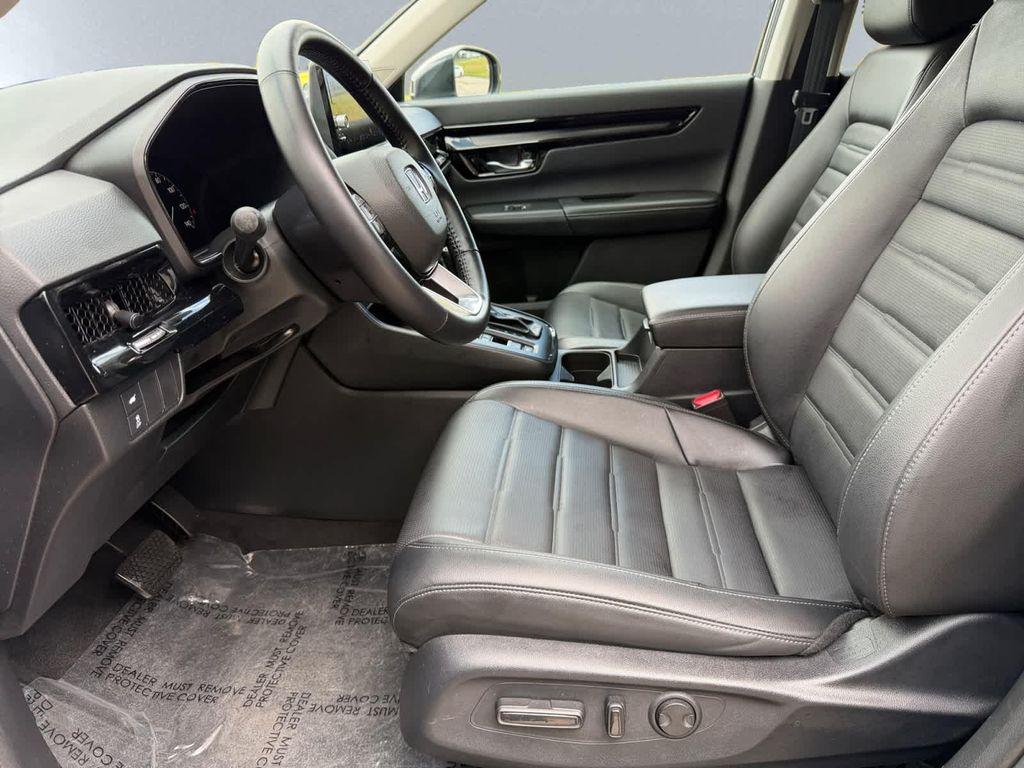 used 2025 Honda CR-V car, priced at $36,380