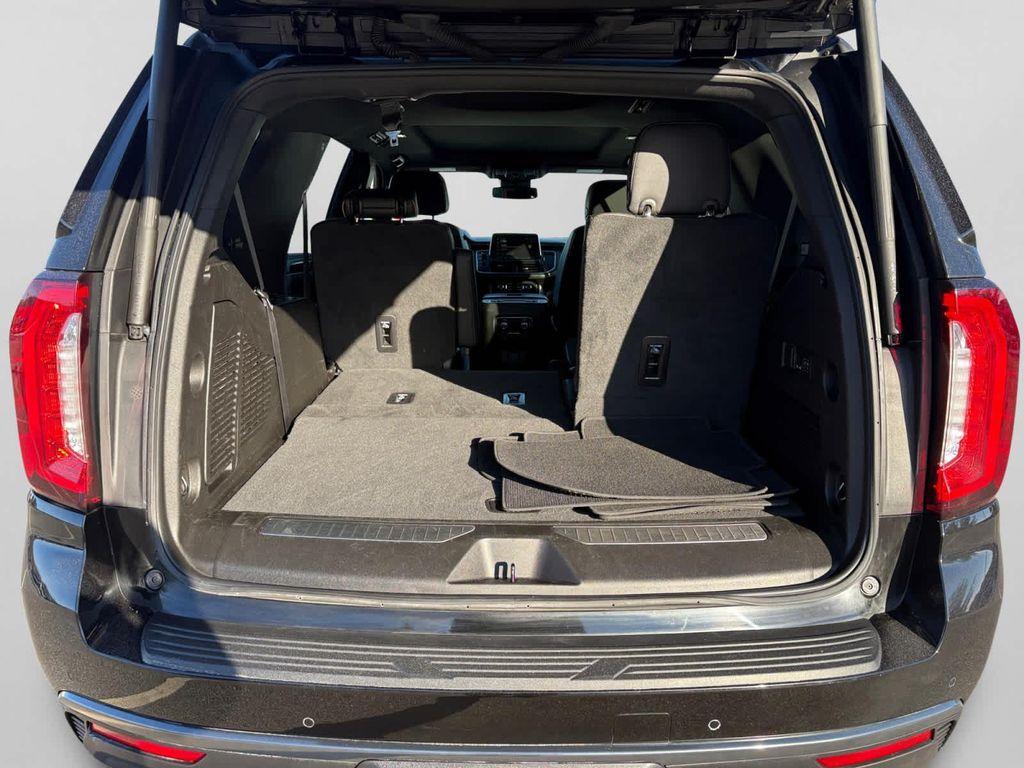 used 2023 GMC Yukon car, priced at $49,468