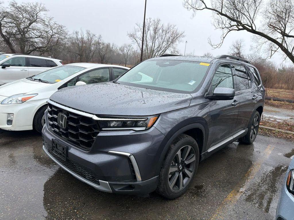 used 2024 Honda Pilot car, priced at $40,968