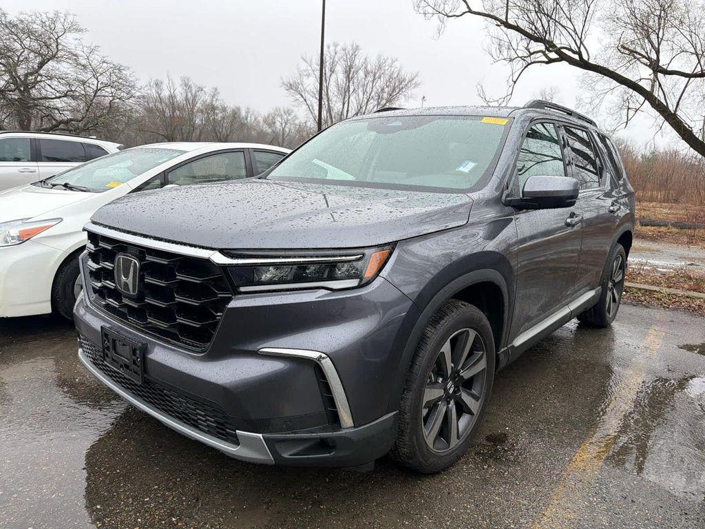 used 2024 Honda Pilot car, priced at $40,968
