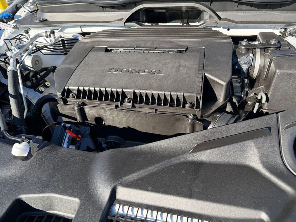 new 2025 Honda Pilot car, priced at $53,450