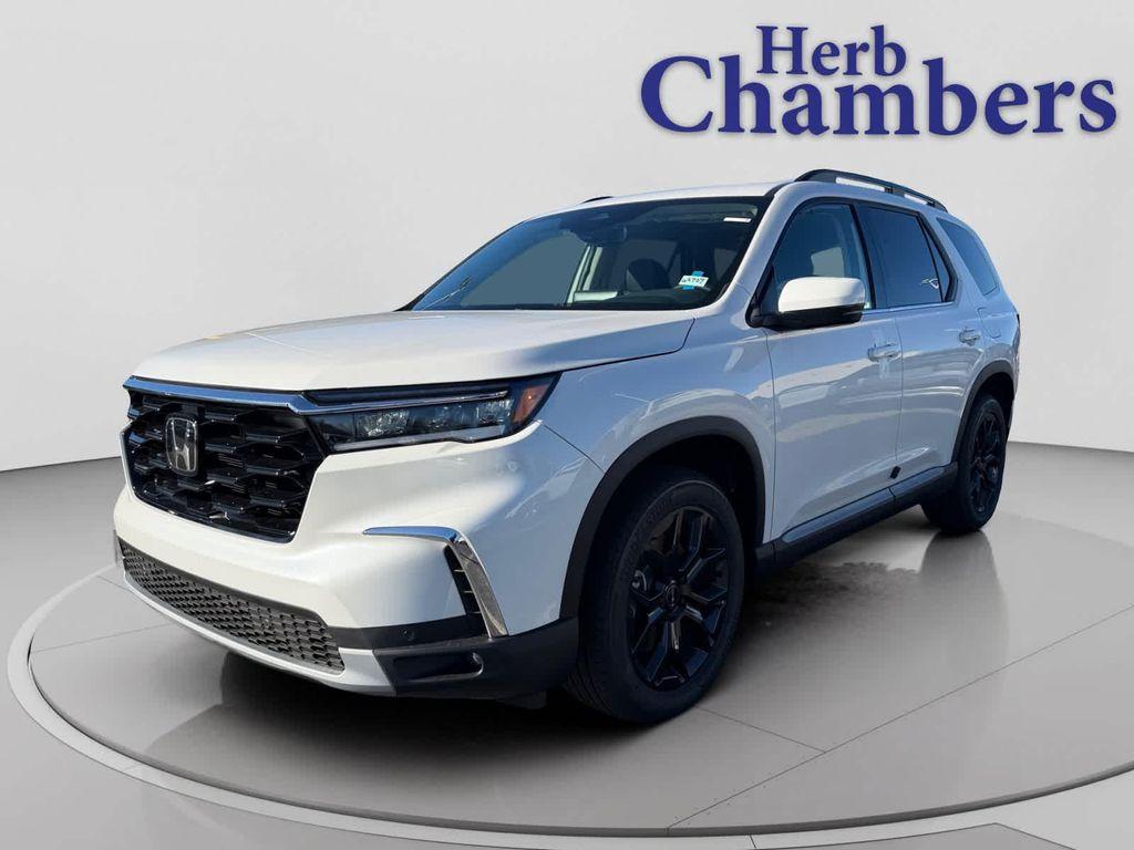 new 2025 Honda Pilot car, priced at $53,450