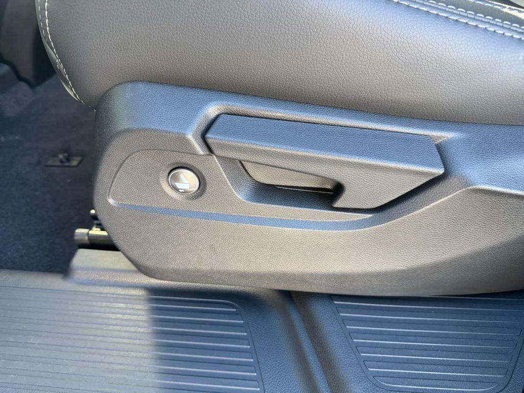 new 2025 Honda Pilot car, priced at $53,450