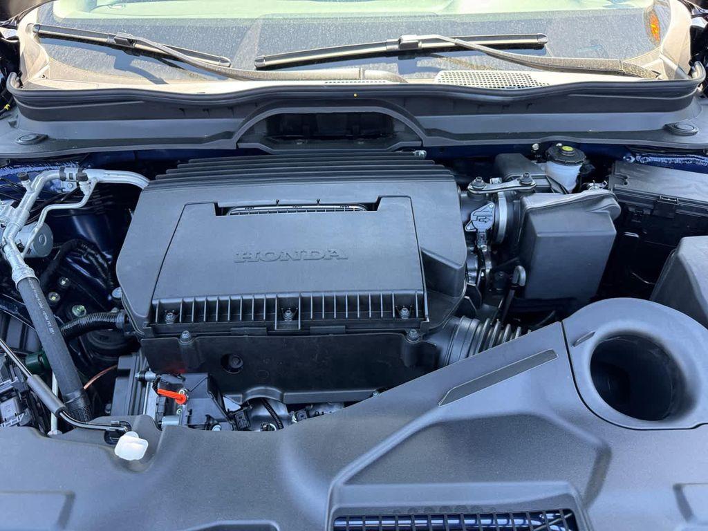 new 2025 Honda Pilot car, priced at $47,095