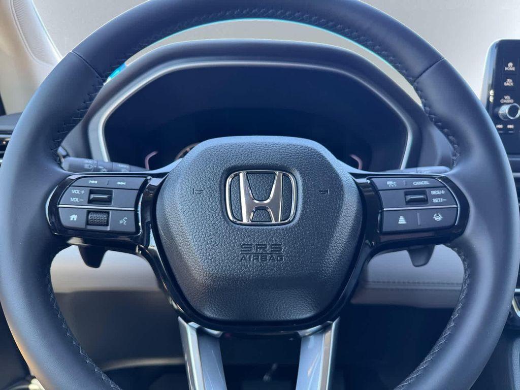 new 2025 Honda Pilot car, priced at $47,095