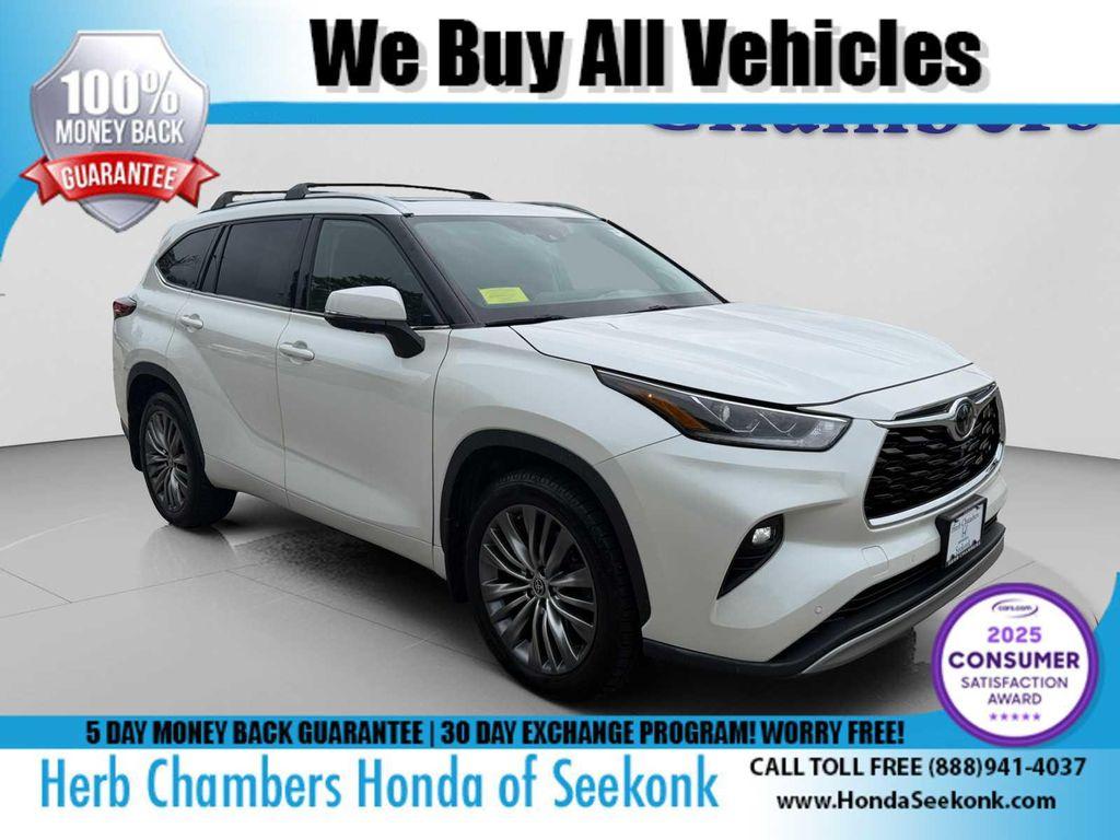 used 2021 Toyota Highlander car, priced at $36,488