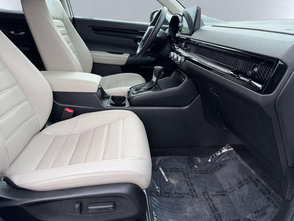 used 2023 Honda CR-V car, priced at $32,467