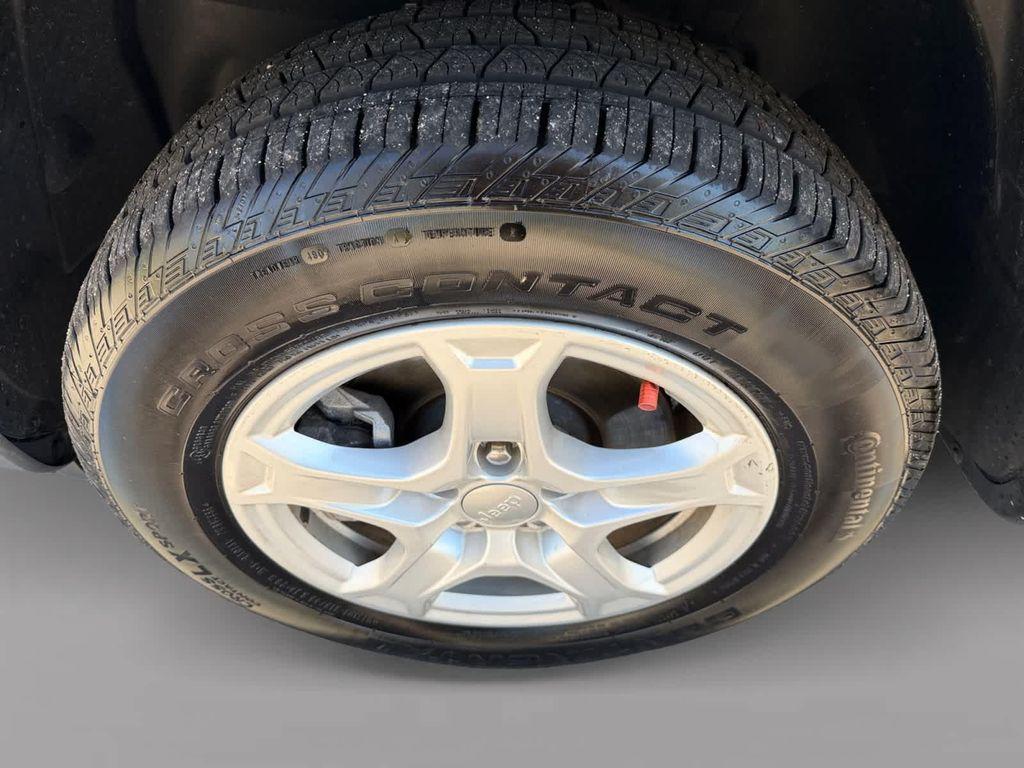 used 2022 Jeep Compass car, priced at $21,467