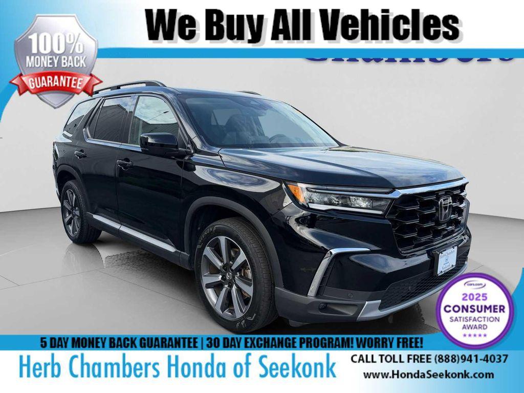 used 2023 Honda Pilot car, priced at $40,987
